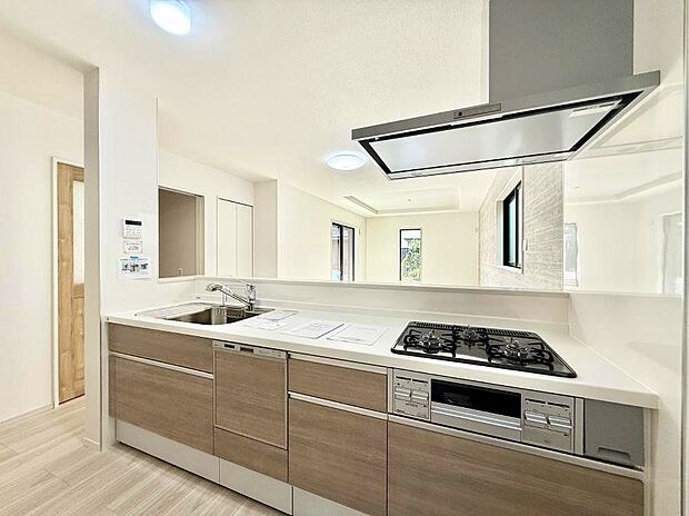 ■シンプルで美しく心地よい時間を生むキッチン空間