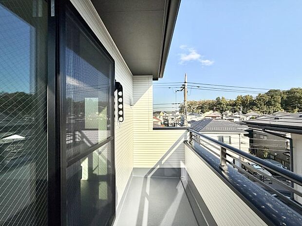 ■ 季節の移ろいを感じられる開放的な空間です