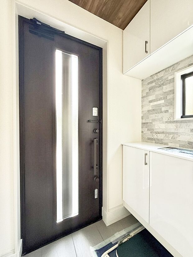 ■ シンプルで美しく、快適な暮らしの入り口