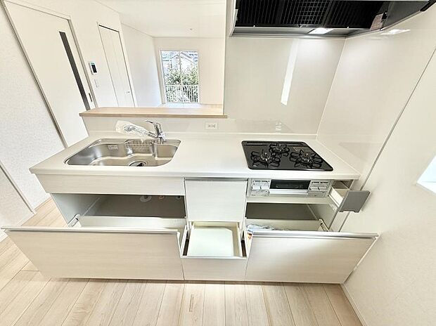 ■家族の絆を深める、温もりのあるキッチン