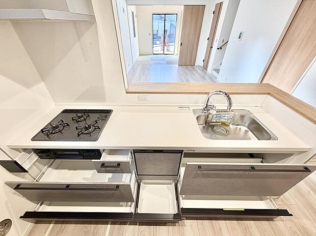 ■料理がもっと楽しくなる、快適なキッチン空間