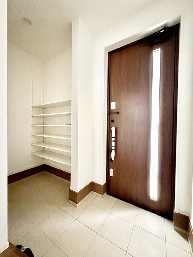 ■ ここから始まる一日、すっきり整った玄関