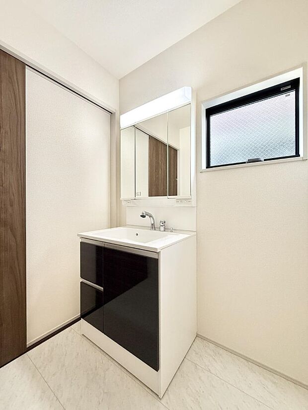 ■朝の準備がスムーズにできる広さです