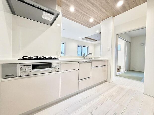 ■家族の絆を深める、温もりのあるキッチン