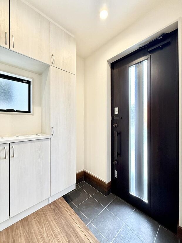 ■ シンプルで美しく、快適な暮らしの入り口