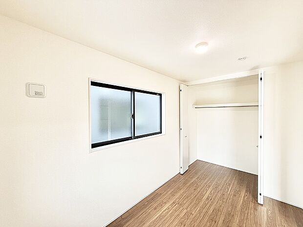 ■落ち着いた色合いのお部屋で穏やかな時間を楽しめます