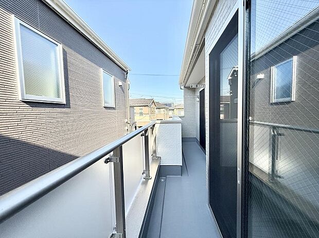 ■ 季節の移ろいを感じられる開放的な空間です