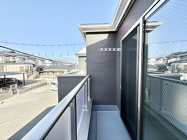 ■ 季節の移ろいを感じられる開放的な空間です