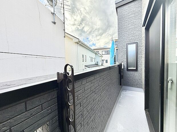 ■ 季節の移ろいを感じられる開放的な空間です