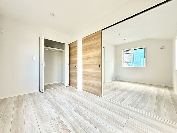 ■落ち着いた色合いのお部屋で穏やかな時間を楽しめます