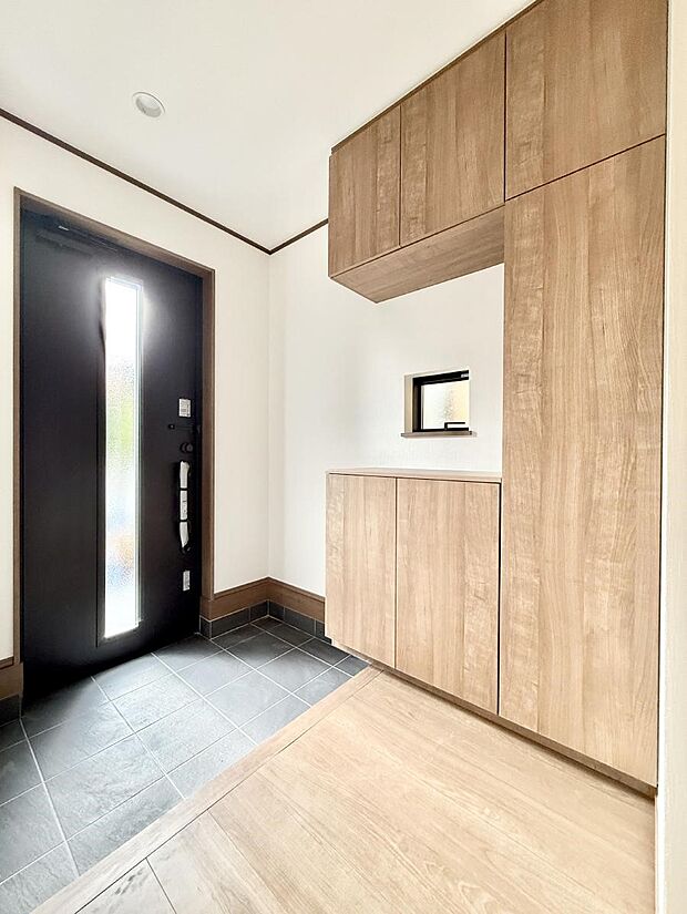 ■ シンプルで美しく、快適な暮らしの入り口