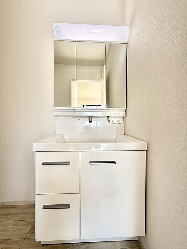 ■朝の準備がスムーズにできる広さです