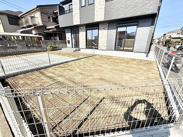 ■暮らしに潤いを与える、緑が取り入れられた住まいです