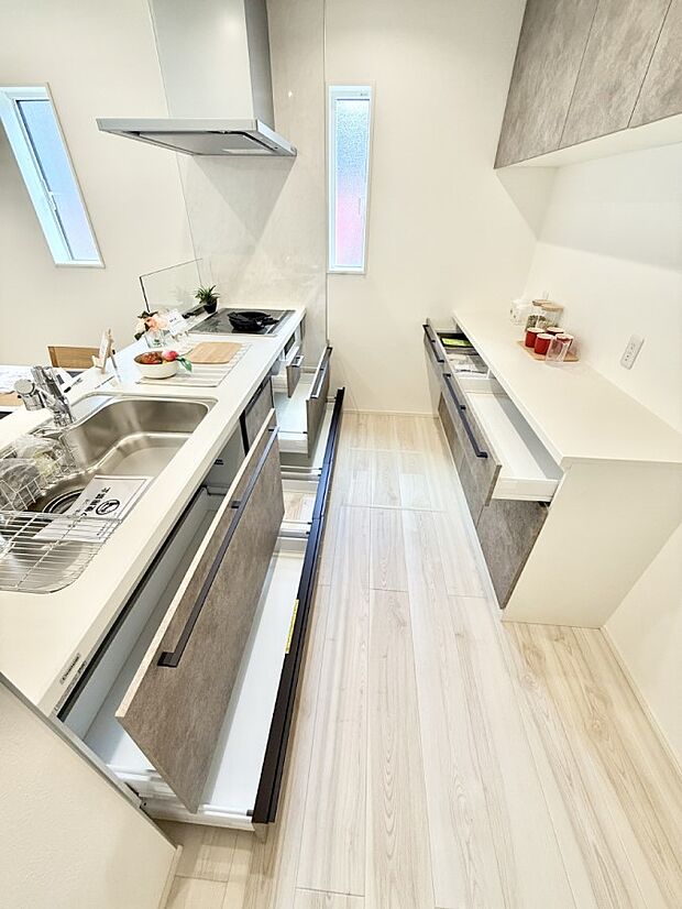 ■料理がもっと楽しくなる、快適なキッチン空間