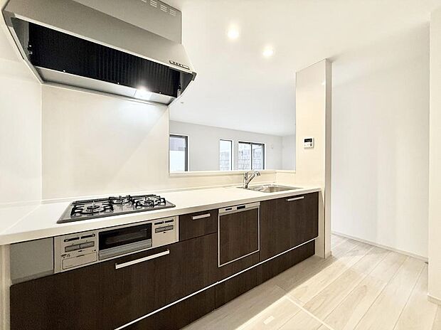 ■美味しい時間が生まれる、笑顔あふれるキッチン