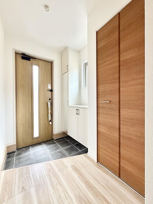 ■ シンプルで美しく、快適な暮らしの入り口