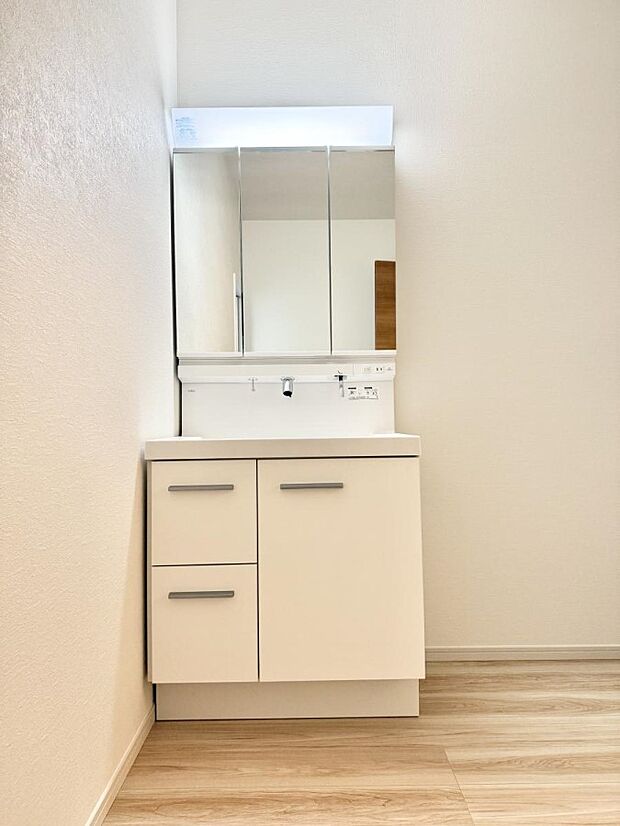 ■朝の準備がスムーズにできる広さです