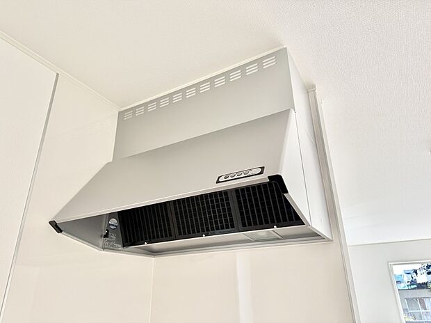 ■調理時の蒸気や匂いが換気扇に誘導され、効率的に排煙ができます。