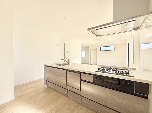 ■シンプルで美しく心地よい時間を生むキッチン空間