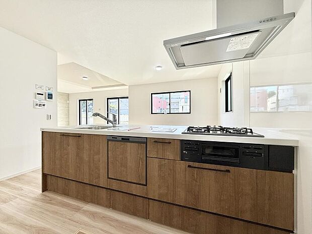 ■料理がもっと楽しくなる、快適なキッチン空間