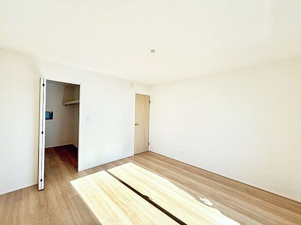 ■窓の配置や通気性の良い設計で部屋の空気がこもらず、常に新鮮な空気が流れます