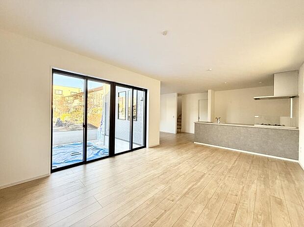 ■くつろぎと笑顔が集まる、心温まるリビング