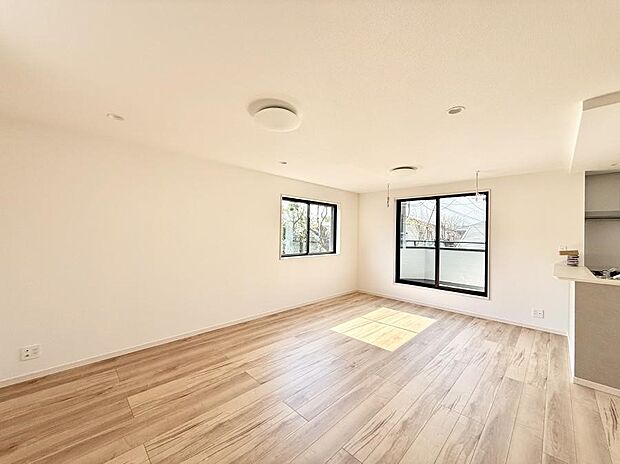 ■心落ち着く場所、ゆったり過ごせるリビング