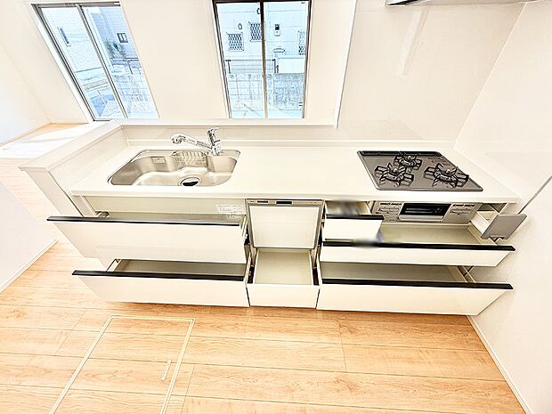 ■家族の絆を深める、温もりのあるキッチン