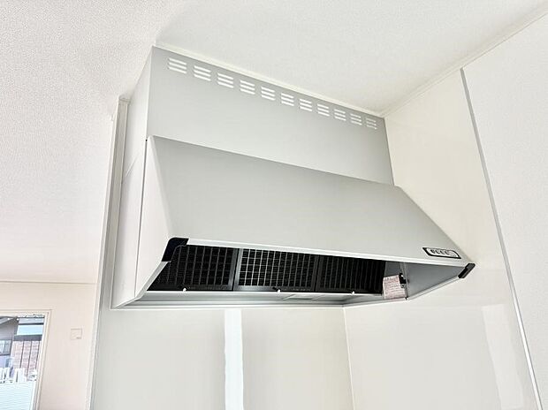 ■調理時の蒸気や匂いが換気扇に誘導され、効率的に排煙ができます。