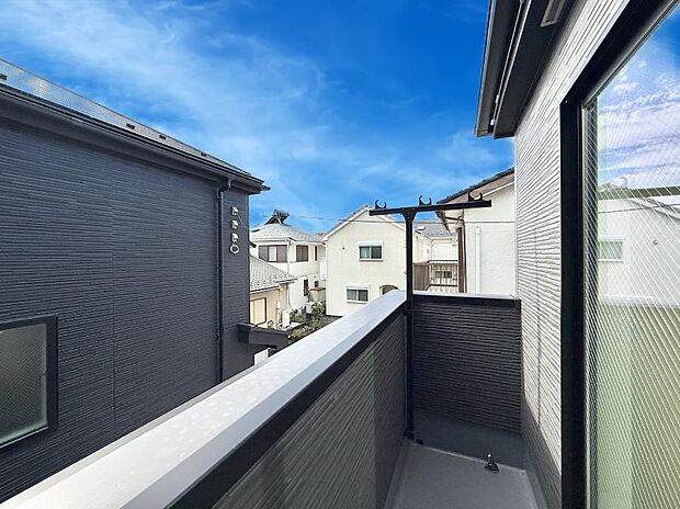 ■ 季節の移ろいを感じられる開放的な空間です