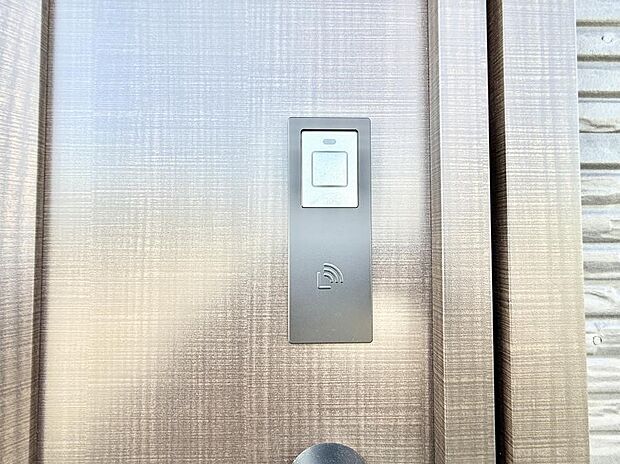 ■鍵を取り出さずに便利に操作できて快適