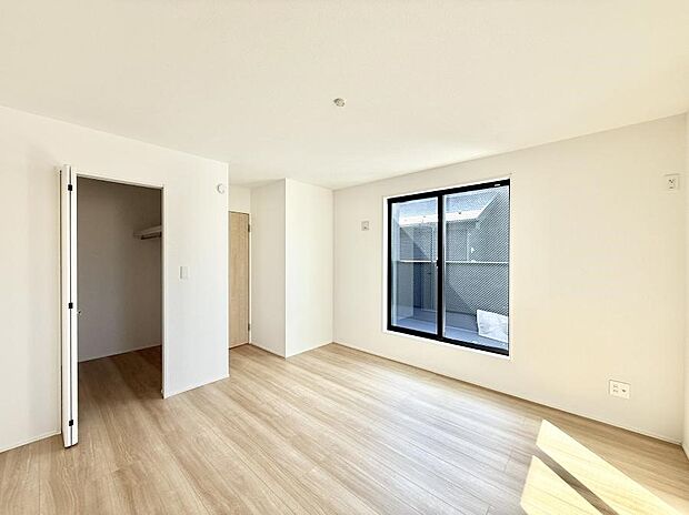 ■落ち着いた色合いのお部屋で穏やかな時間を楽しめます