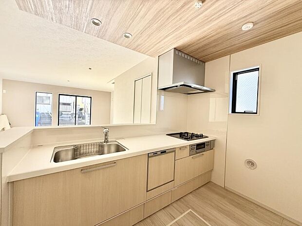 ■家族の絆を深める、温もりのあるキッチン