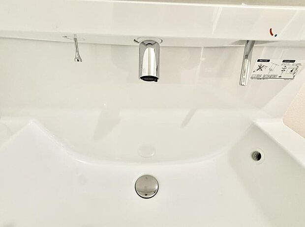 ■手洗いや顔を洗う時も快適に使える便利なシャワー