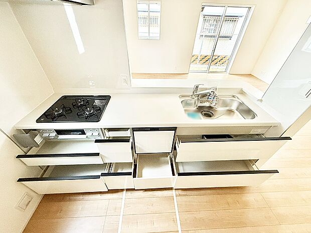 ■料理がもっと楽しくなる、快適なキッチン空間