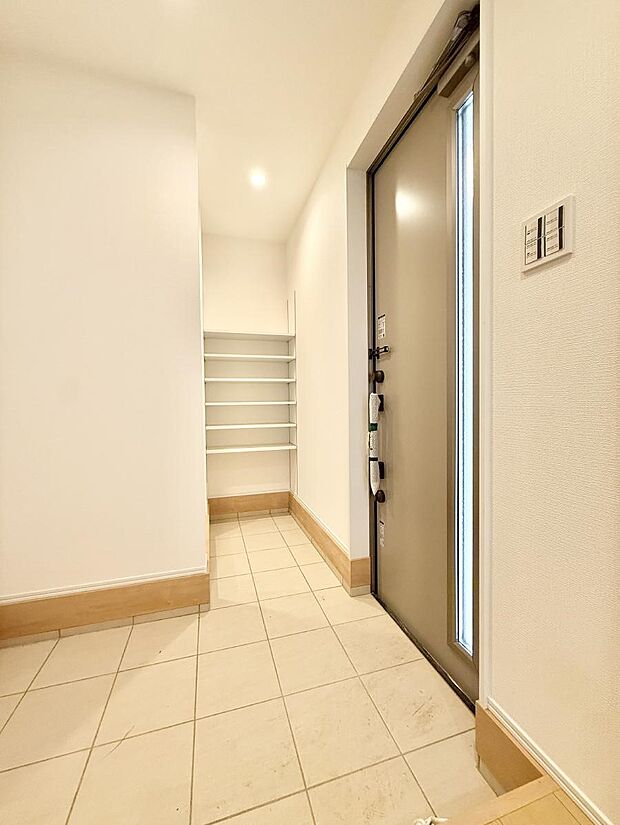 ■ ここから始まる一日、すっきり整った玄関