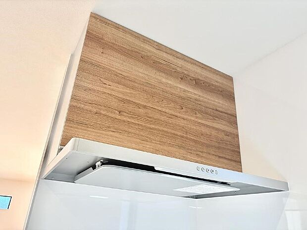 ■調理時の蒸気や匂いが換気扇に誘導され、効率的に排煙ができます。