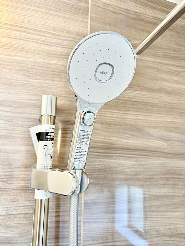 ■手元で簡単に止水できるため、水の無駄遣いを減らすことができます。