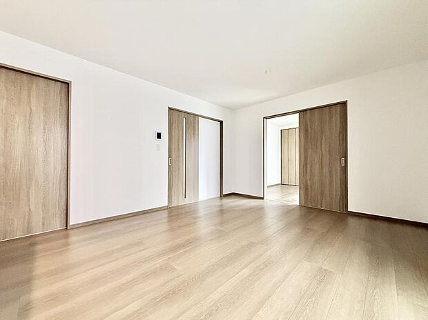 ■くつろぎと笑顔が集まる、心温まるリビング