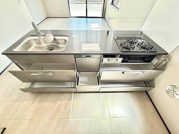 ■料理がもっと楽しくなる、快適なキッチン空間