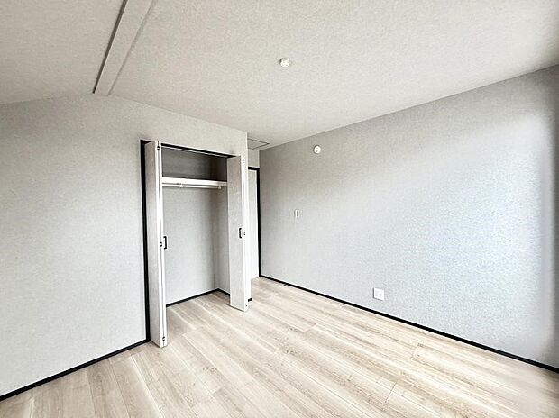 ■落ち着いた色合いのお部屋で穏やかな時間を楽しめます