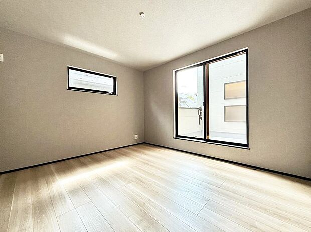 ■窓の配置や通気性の良い設計で部屋の空気がこもらず、常に新鮮な空気が流れます