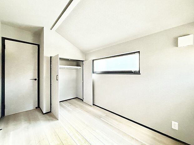10号棟 ■清潔感あふれるお部屋で毎日を快適に過ごせます