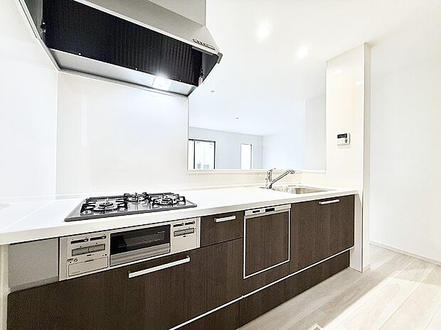 ■シンプルで美しく心地よい時間を生むキッチン空間