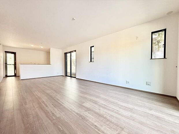 ■心落ち着く場所、ゆったり過ごせるリビング