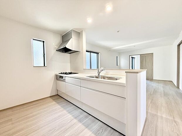 ■料理がもっと楽しくなる、快適なキッチン空間