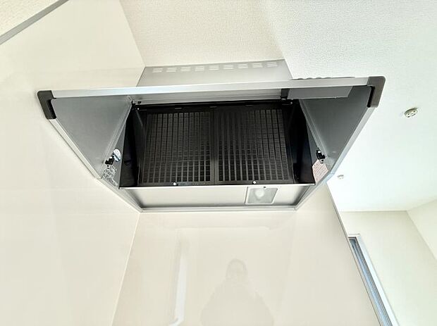 ■調理時の蒸気や匂いが換気扇に誘導され、効率的に排煙ができます。
