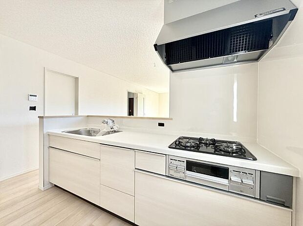 ■家族の絆を深める、温もりのあるキッチン