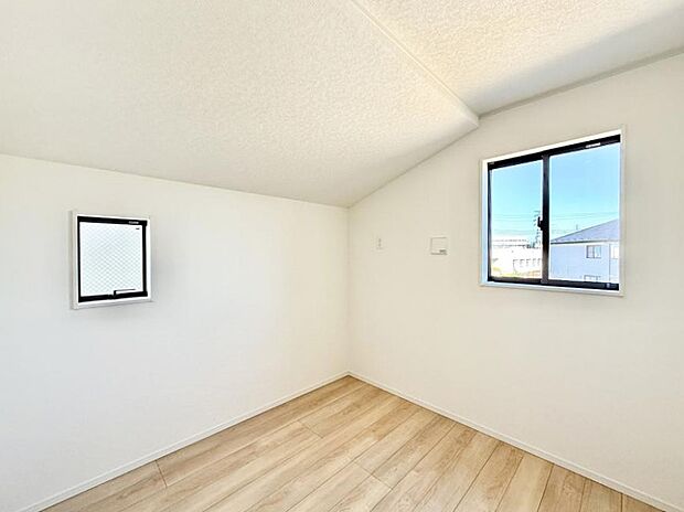 ■落ち着いた色合いのお部屋で穏やかな時間を楽しめます