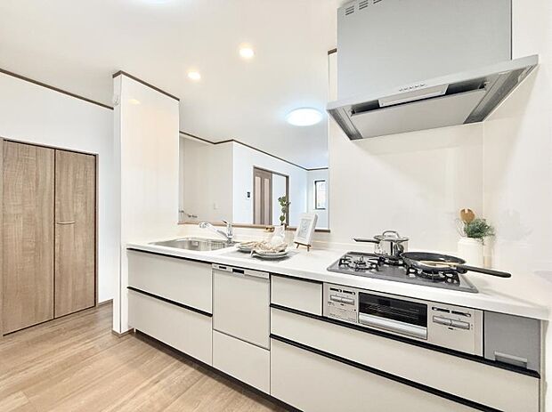 ■料理がもっと楽しくなる、快適なキッチン空間